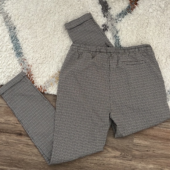 Shinesdar Jogger - Picture 3 of 3